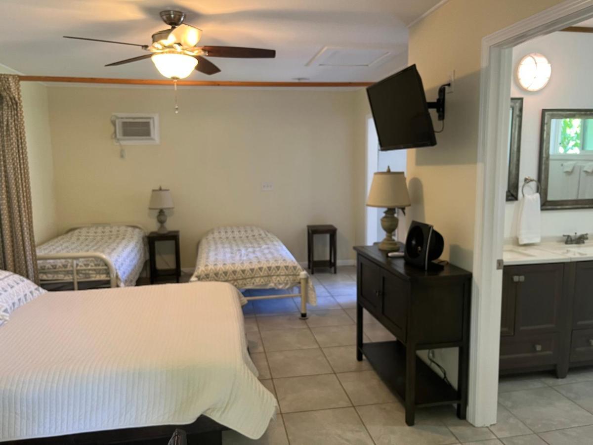 Aaron'S Cottage Hilo Esterno foto